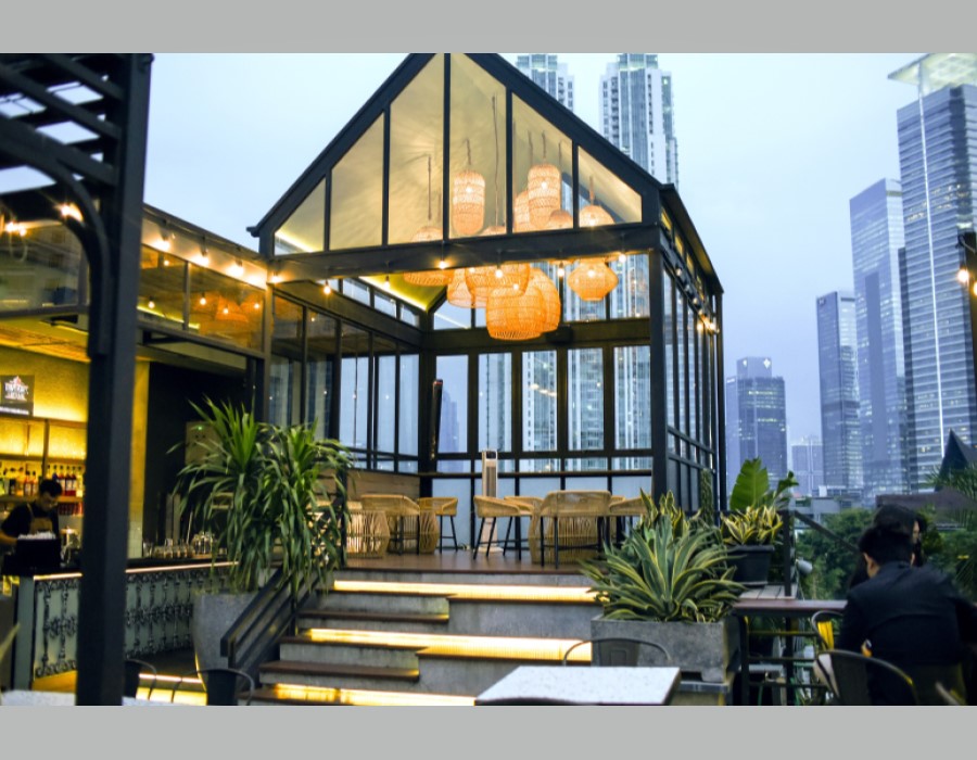 Welcome to La Boheme Rooms and Coffee